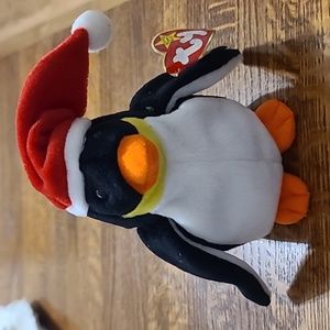 TY Beanie Baby Zero Penguin 1998 retired 4207 black Santa hat